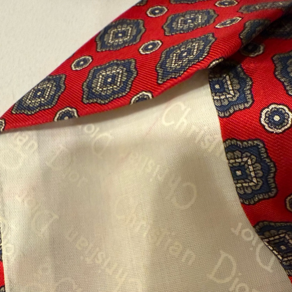 Christian Dior Red and Blue Geometric Tie - Picture 7 of 7